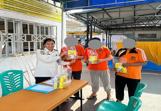 Peduli Kesehatan WBP Lansia, Lapas Bagansiapiapi Bagikan Paket Sehat dan Gelar Posyandu