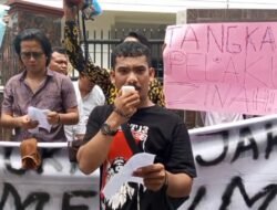 Aksi Demo di Kejati Sumut, Massa Desak Copot Jaksa Terkait Dugaan Perselingkuhan